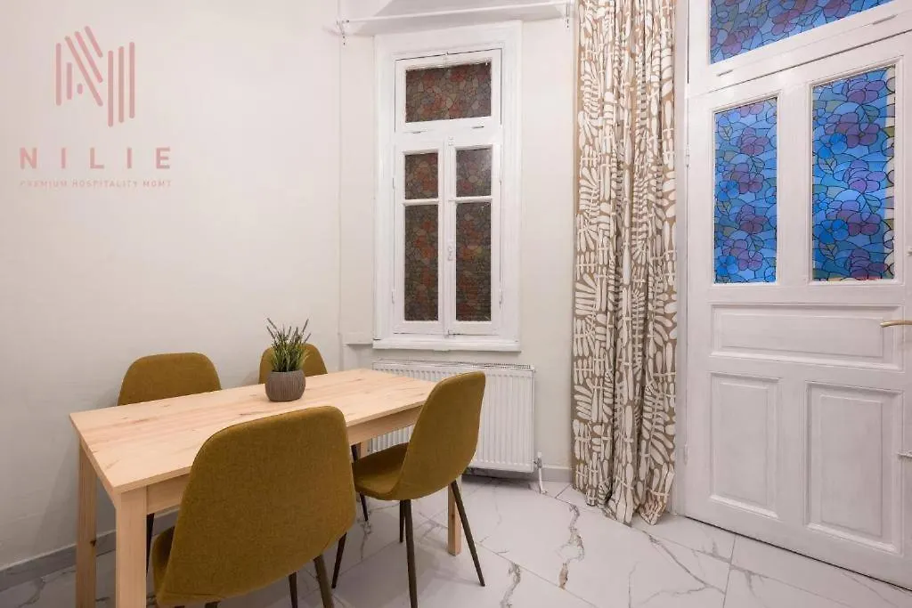 Апартаменты Azure, Nilie Hospitality Mgmt Салоники